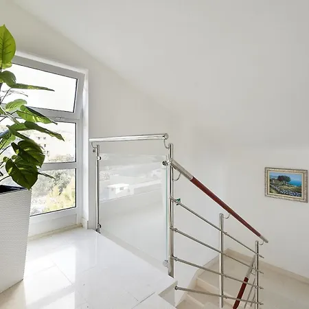 Mavarstica 17803a Apartman *