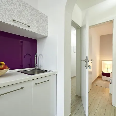 Mavarstica 17803a Trogir